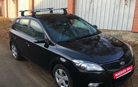 KIA cee'd I рестайлинг, 2010 год, 575 000 рублей, 2 фотография