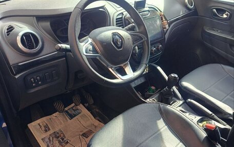 Renault Kaptur I рестайлинг, 2020 год, 1 600 000 рублей, 5 фотография