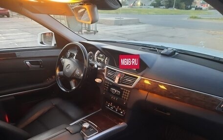 Mercedes-Benz E-Класс, 2012 год, 1 650 000 рублей, 5 фотография