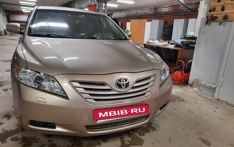 Toyota Camry, 2008 год, 920 000 рублей, 2 фотография