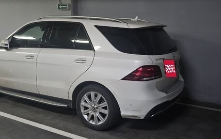 Mercedes-Benz GLE, 2017 год, 5 200 000 рублей, 3 фотография