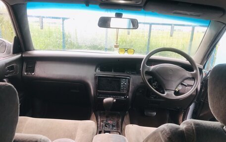 Toyota Crown, 1992 год, 420 000 рублей, 4 фотография