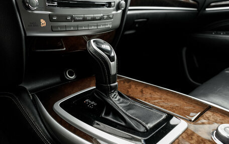 Infiniti QX60 I рестайлинг, 2017 год, 2 340 000 рублей, 28 фотография