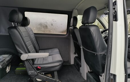 Volkswagen Caravelle T5, 2008 год, 1 400 000 рублей, 8 фотография