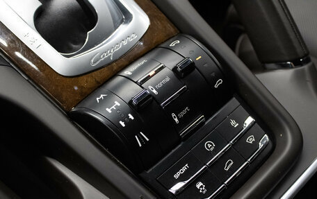 Porsche Cayenne III, 2012 год, 2 999 000 рублей, 27 фотография