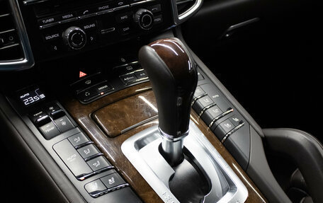 Porsche Cayenne III, 2012 год, 2 999 000 рублей, 28 фотография