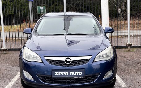 Opel Astra J, 2010 год, 699 000 рублей, 2 фотография