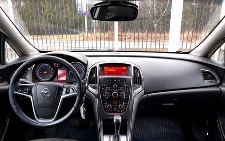 Opel Astra J, 2010 год, 699 000 рублей, 10 фотография