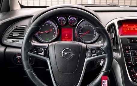 Opel Astra J, 2010 год, 699 000 рублей, 12 фотография