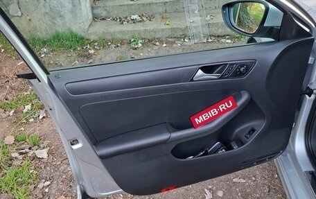 Volkswagen Jetta VI, 2015 год, 1 200 000 рублей, 5 фотография