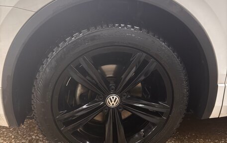 Volkswagen Tiguan II, 2020 год, 3 300 000 рублей, 6 фотография