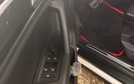 Volkswagen Tiguan II, 2020 год, 3 300 000 рублей, 15 фотография