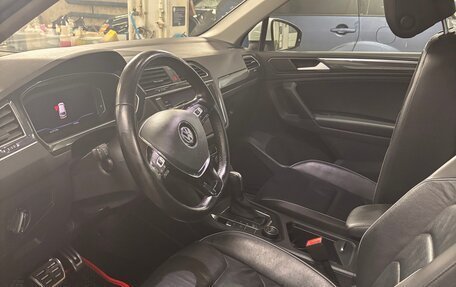 Volkswagen Tiguan II, 2020 год, 3 300 000 рублей, 16 фотография