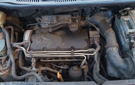 Volkswagen Caddy III рестайлинг, 2008 год, 330 000 рублей, 13 фотография