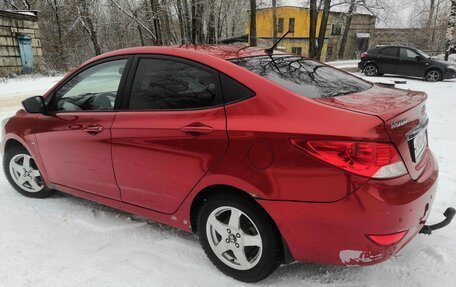Hyundai Solaris II рестайлинг, 2011 год, 670 000 рублей, 5 фотография