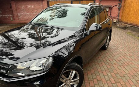 Volkswagen Touareg III, 2012 год, 2 499 999 рублей, 2 фотография