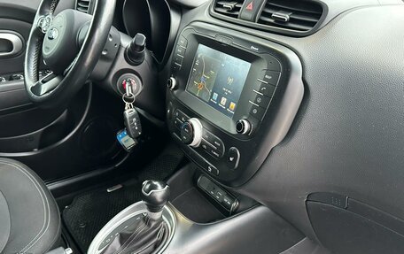 KIA Soul II рестайлинг, 2018 год, 1 495 000 рублей, 9 фотография