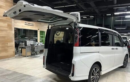 Honda Stepwgn IV, 2017 год, 1 950 000 рублей, 11 фотография