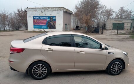 KIA Rio III рестайлинг, 2015 год, 999 000 рублей, 5 фотография