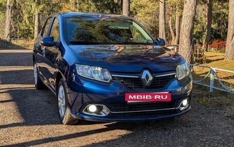 Renault Logan II, 2016 год, 1 250 000 рублей, 3 фотография