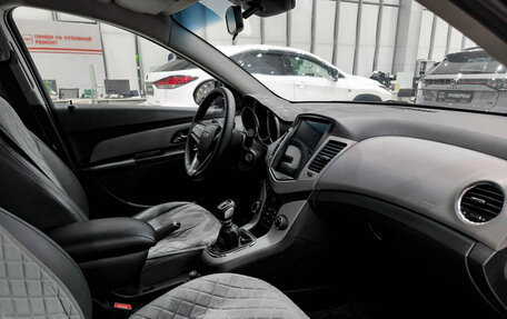 Chevrolet Cruze II, 2011 год, 599 000 рублей, 11 фотография