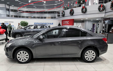 Chevrolet Cruze II, 2011 год, 599 000 рублей, 8 фотография