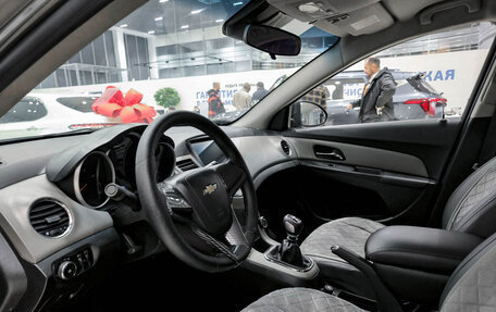 Chevrolet Cruze II, 2011 год, 599 000 рублей, 16 фотография