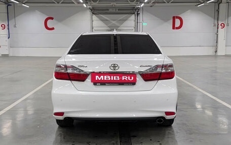 Toyota Camry, 2017 год, 2 160 000 рублей, 6 фотография