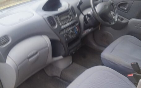 Toyota FunCargo, 2000 год, 337 000 рублей, 1 фотография