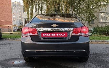 Chevrolet Cruze II, 2013 год, 680 000 рублей, 3 фотография