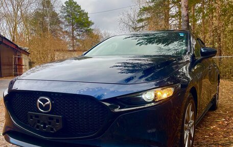Mazda 3, 2019 год, 1 690 000 рублей, 15 фотография