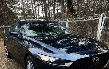 Mazda 3, 2019 год, 1 690 000 рублей, 12 фотография