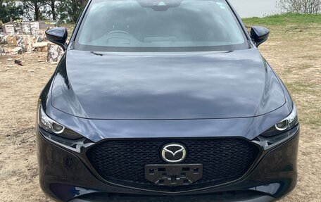 Mazda 3, 2019 год, 1 690 000 рублей, 24 фотография