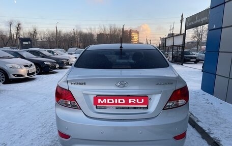 Hyundai Solaris II рестайлинг, 2011 год, 797 000 рублей, 6 фотография