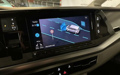 Volkswagen Multivan, 2022 год, 4 990 000 рублей, 30 фотография