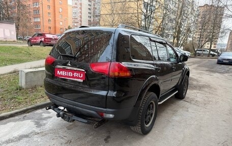 Mitsubishi Pajero Sport II рестайлинг, 2011 год, 1 400 000 рублей, 4 фотография