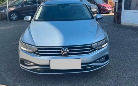 Volkswagen Passat B8 рестайлинг, 2019 год, 4 700 000 рублей, 5 фотография