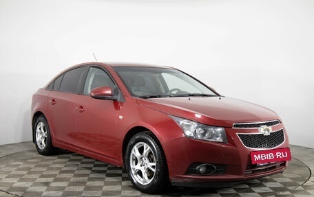 Chevrolet Cruze II, 2010 год, 549 000 рублей, 3 фотография
