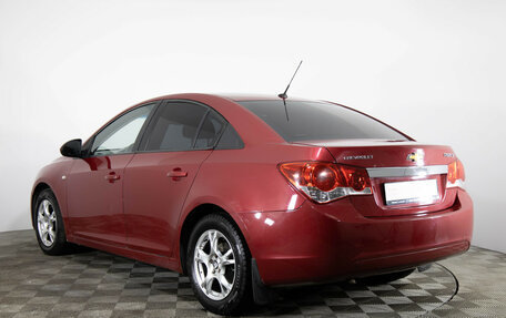 Chevrolet Cruze II, 2010 год, 549 000 рублей, 7 фотография
