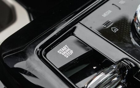 BMW 5 серия, 2025 год, 6 950 000 рублей, 17 фотография