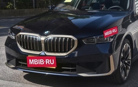 BMW 5 серия, 2025 год, 6 950 000 рублей, 9 фотография