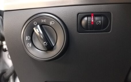 Volkswagen Touareg III, 2008 год, 1 050 000 рублей, 17 фотография