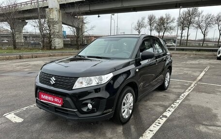 Suzuki Vitara II рестайлинг, 2021 год, 1 880 000 рублей, 1 фотография