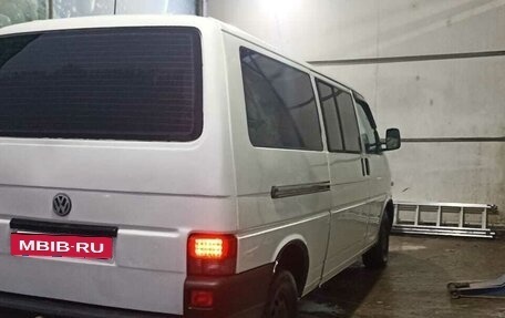 Volkswagen Caravelle T4, 1999 год, 735 000 рублей, 2 фотография