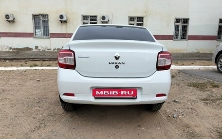 Renault Logan II, 2014 год, 700 000 рублей, 3 фотография