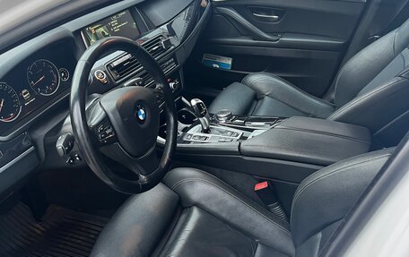 BMW 5 серия, 2015 год, 2 435 000 рублей, 6 фотография