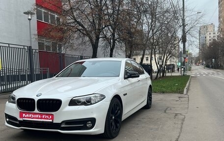 BMW 5 серия, 2015 год, 2 435 000 рублей, 4 фотография