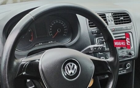 Volkswagen Polo VI (EU Market), 2015 год, 1 050 000 рублей, 10 фотография