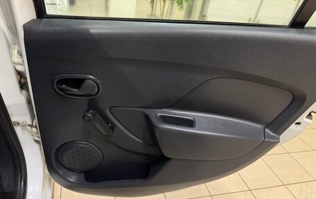 Renault Sandero II рестайлинг, 2017 год, 600 000 рублей, 17 фотография