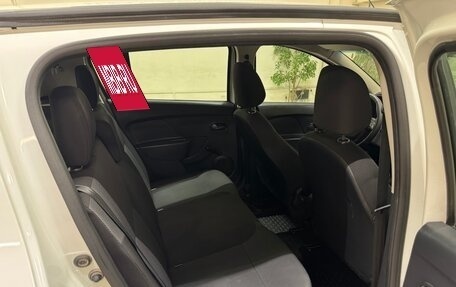 Renault Sandero II рестайлинг, 2017 год, 600 000 рублей, 10 фотография